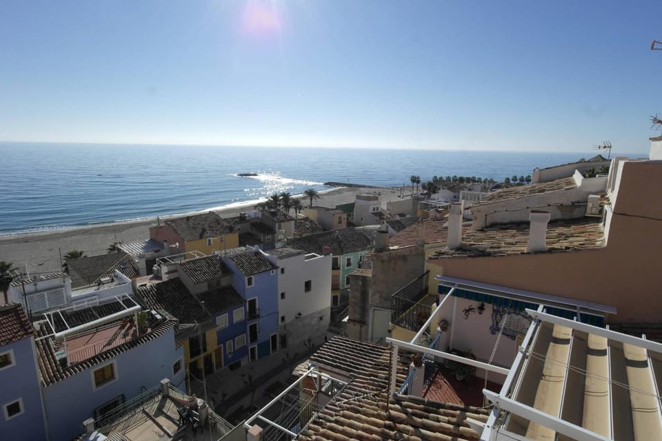 City view, Sea view, Street view