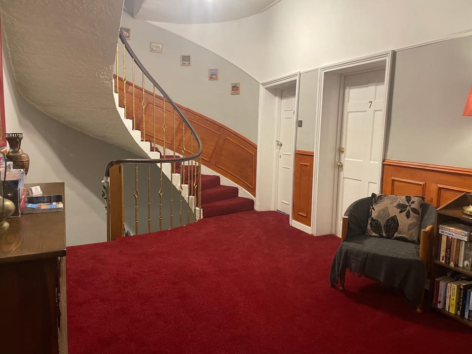 Atlas Guest House Bed and Breakfast in Edinburgh