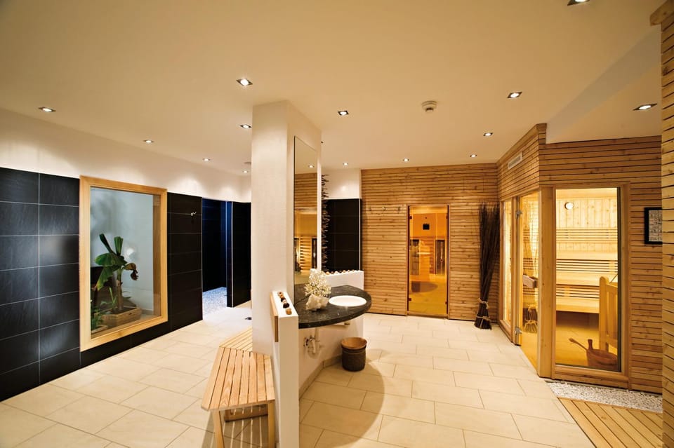 Sauna, Spa and wellness centre/facilities