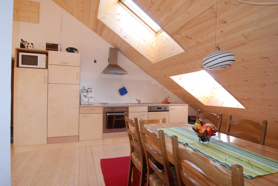 Coffee/tea facilities, Kitchen or kitchenette