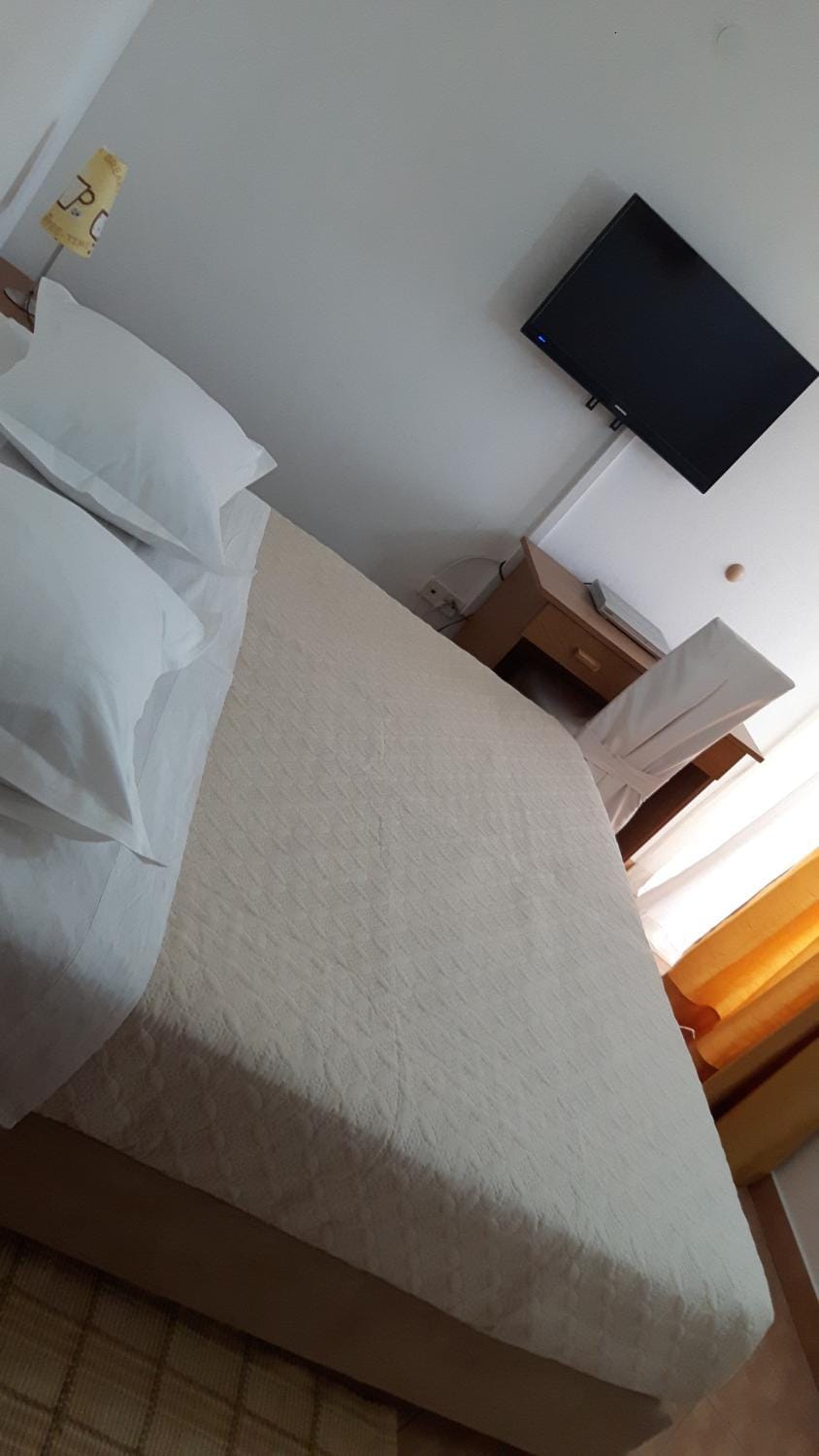 Bed, TV and multimedia