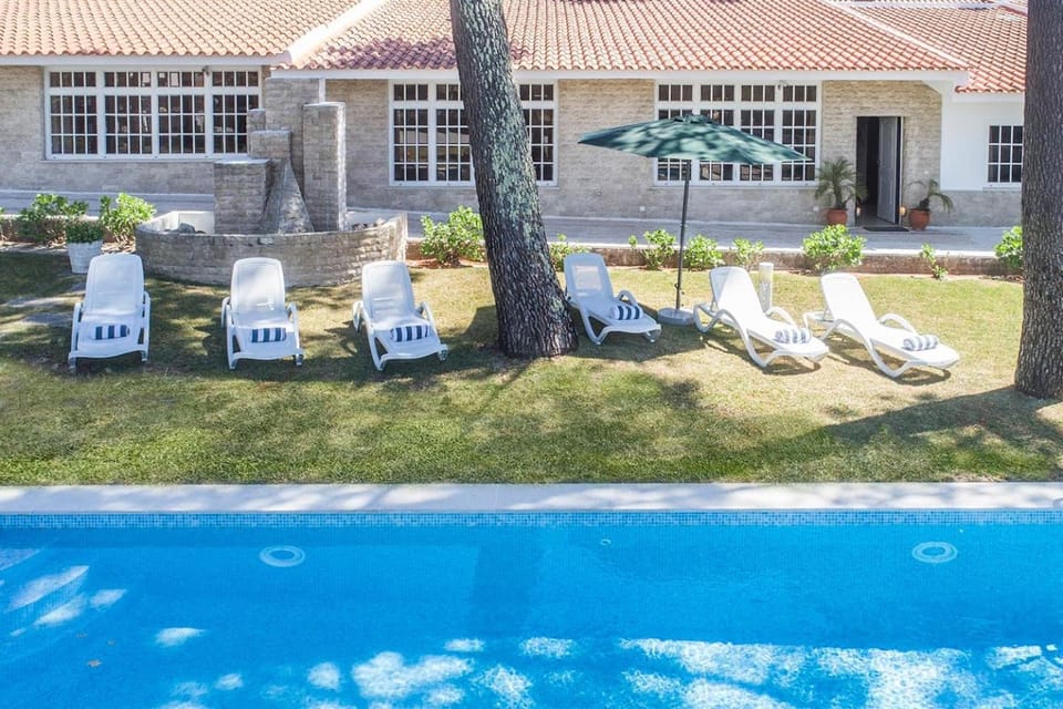 Villa Maia Villa in Setubal District