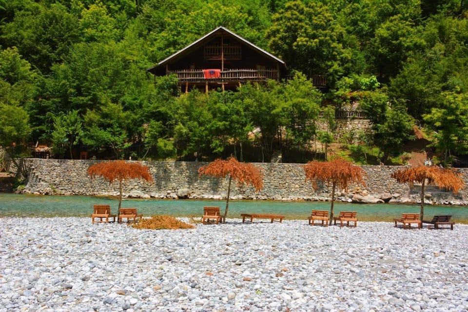 Eagles Land Bed and Breakfast in Montenegro