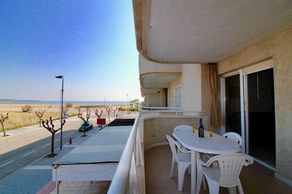 Carrer Amadeu Vives 69 Apartment in Tarragonès