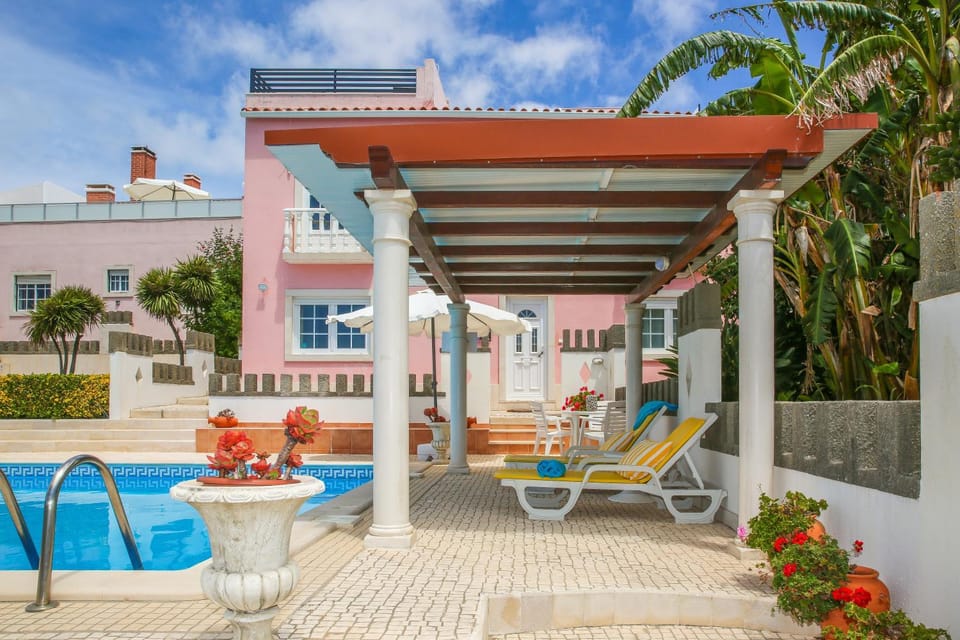 Property building, Pool view, Swimming pool, sunbed