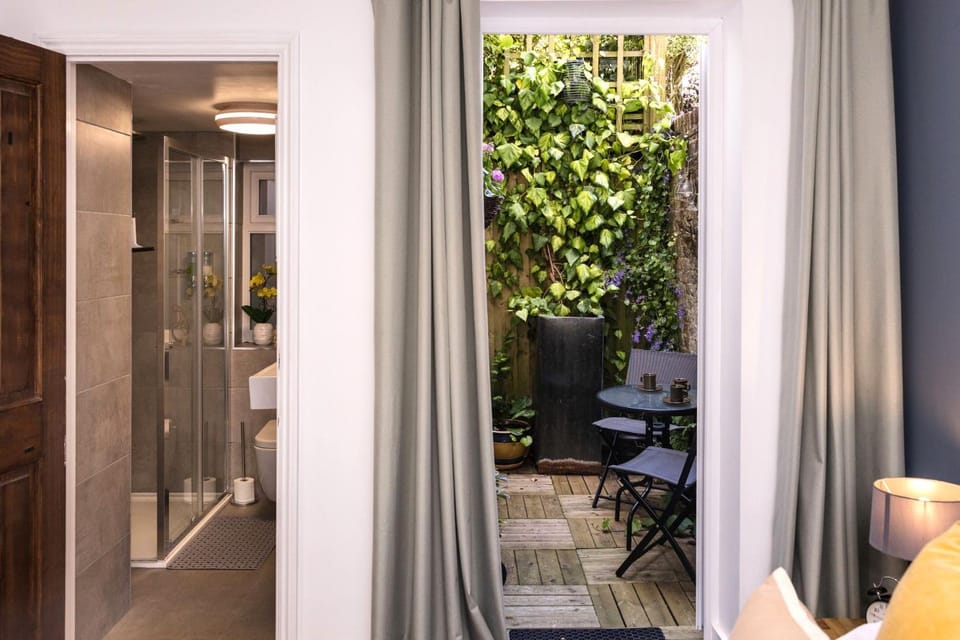 Urban Chic Apartment in Eastbourne