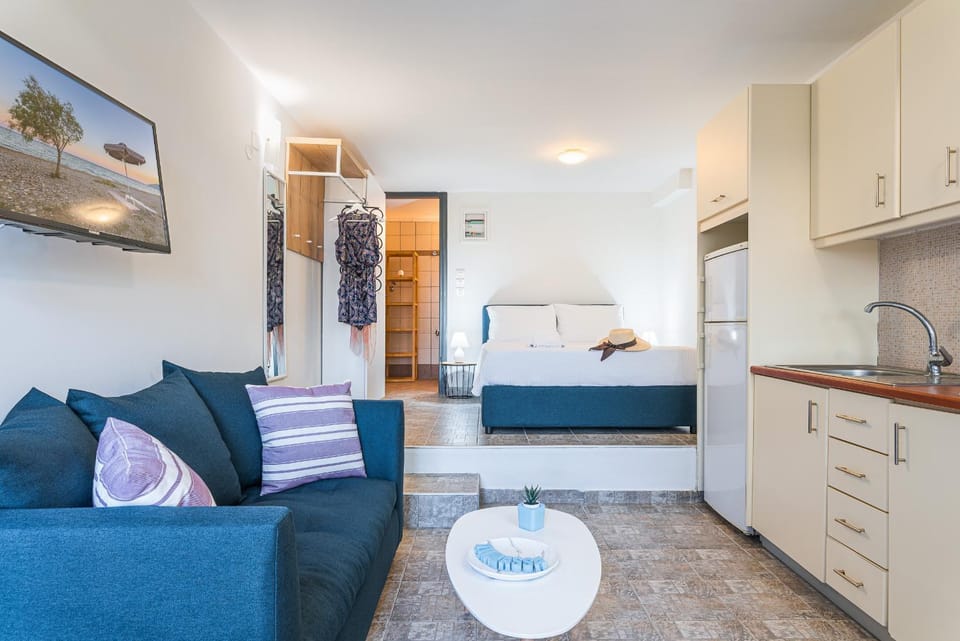 Naftilos Residences II Apartment in Samos, Greece