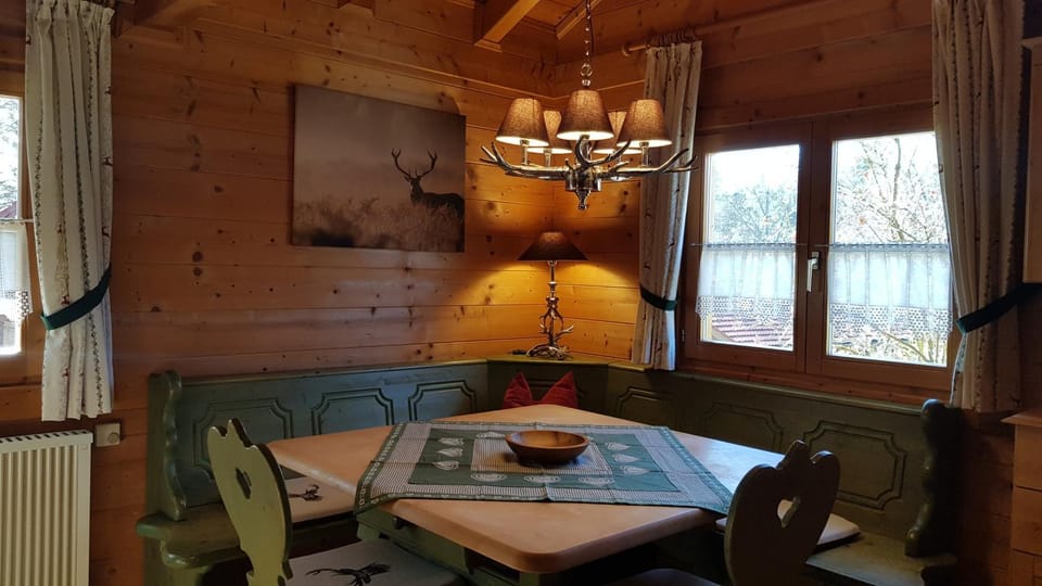 Blockhaus Stamsried House in Bavaria