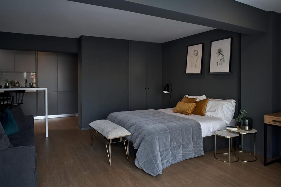 Bed, Photo of the whole room, Bedroom
