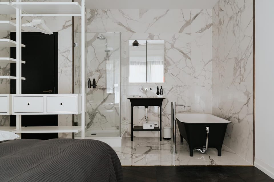 Shower, Bathroom, Bedroom