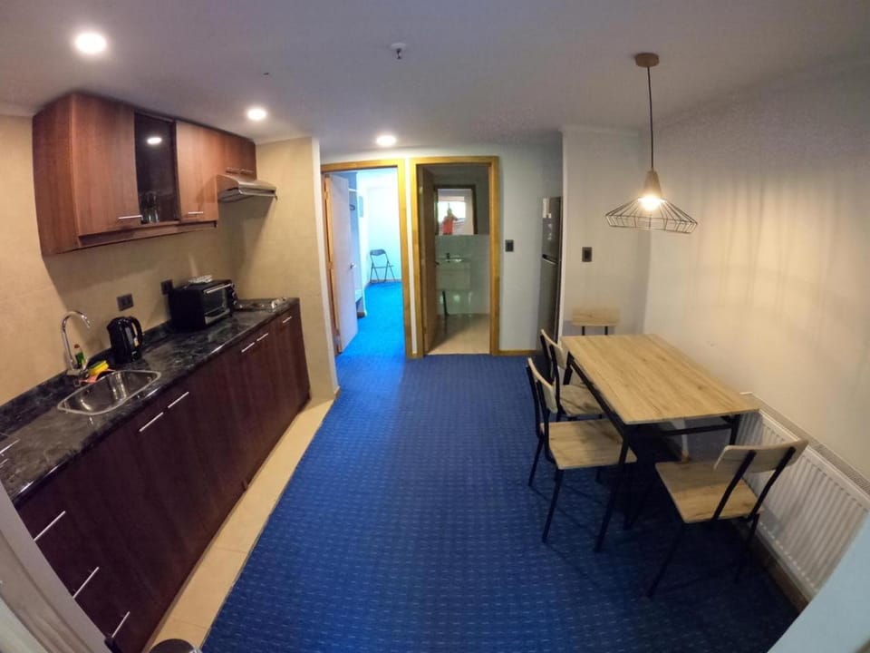 Kitchen or kitchenette, Dining area, stove