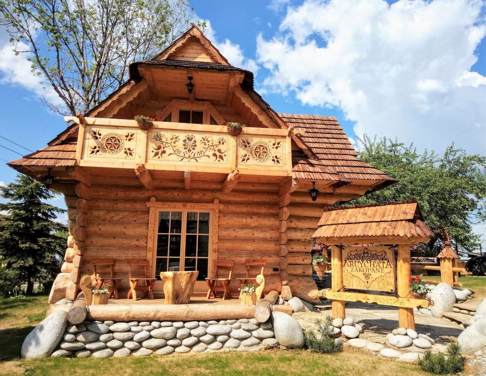 Property building, Day