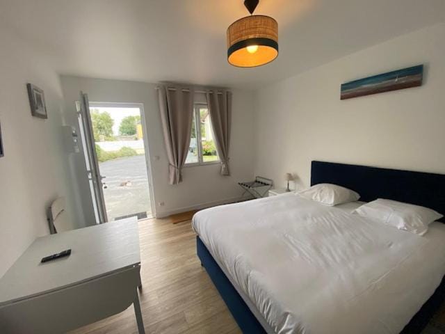 B&B de Saint Come de Fresné Bed and Breakfast in Normandy