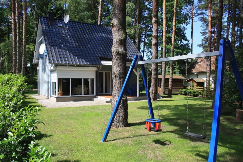 Dom letniskowy Gnieźnieńska Pobierowo Nature lodge in West Pomeranian Voivodeship, Poland