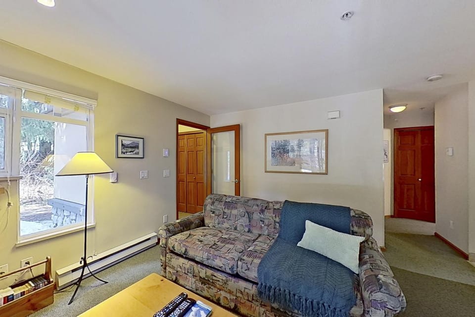 The Lagoons 27 Apartment in Whistler