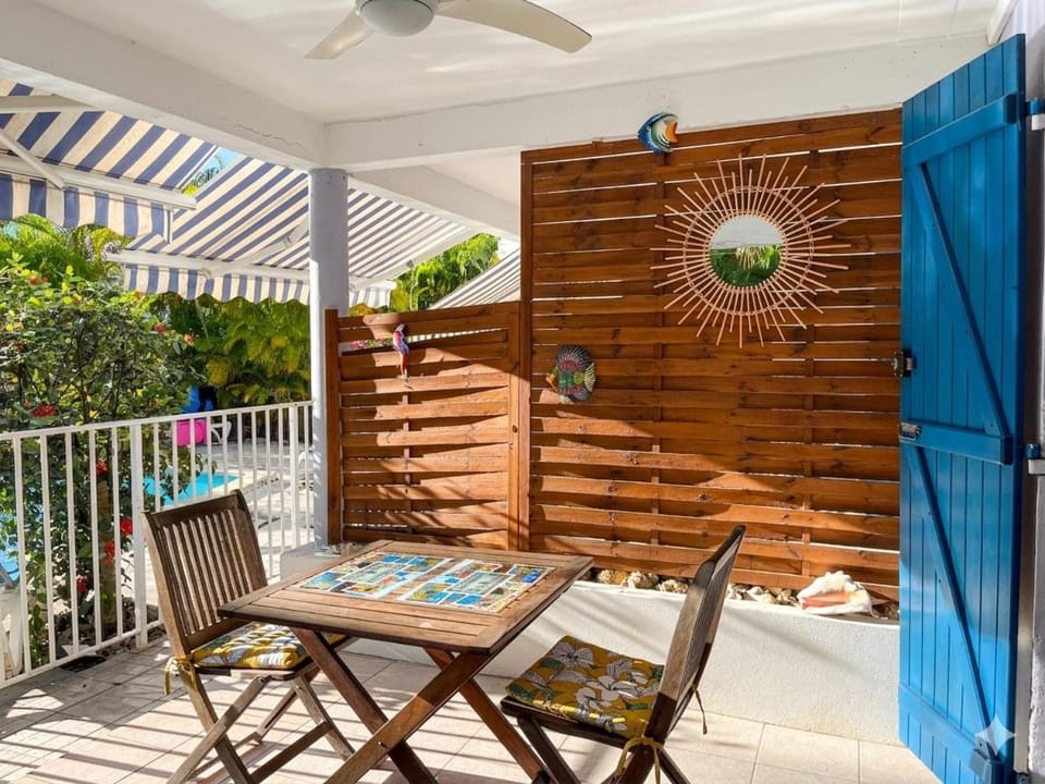 Studio accès piscine, plage à 50m Apartment in Le Gosier