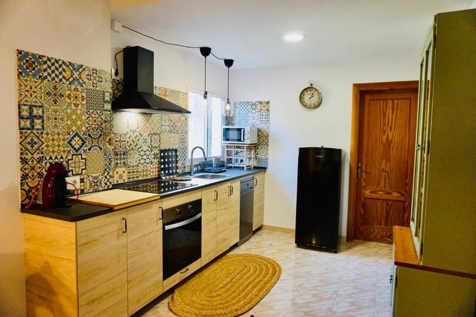 Kitchen or kitchenette, Communal kitchen, dishwasher, minibar, pet friendly, stove