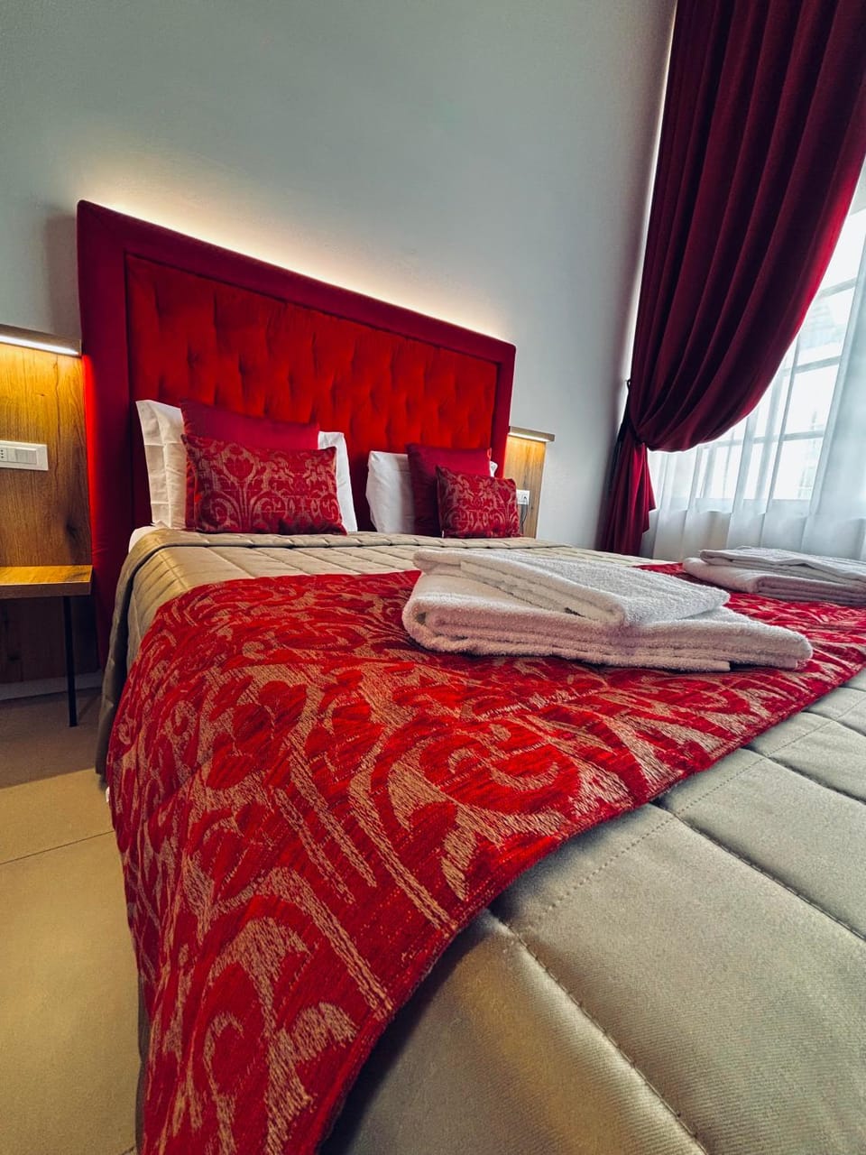 Bed, Decorative detail