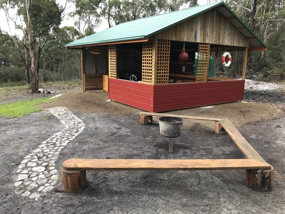 BBQ facilities, BBQ facilities