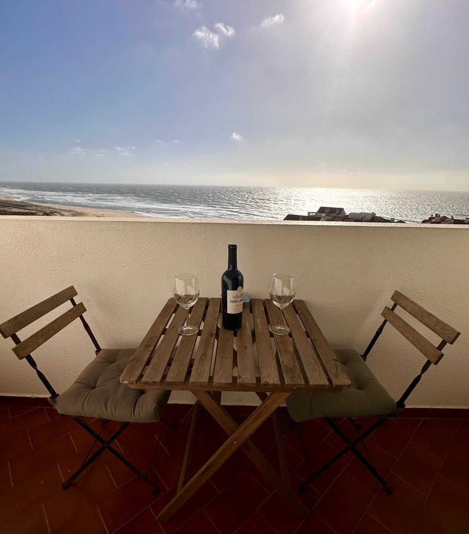 Day, Natural landscape, Bird's eye view, Balcony/Terrace, Food and drinks, Beach, Landmark view, Sea view, Sunset