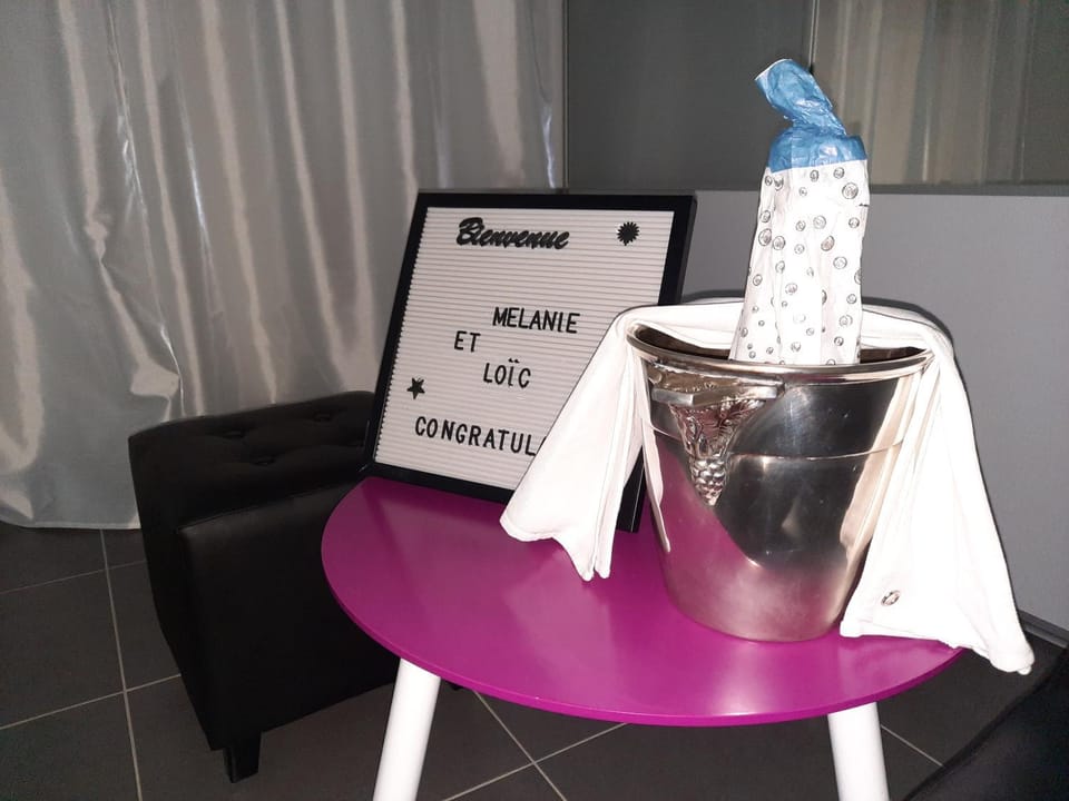 Seating area