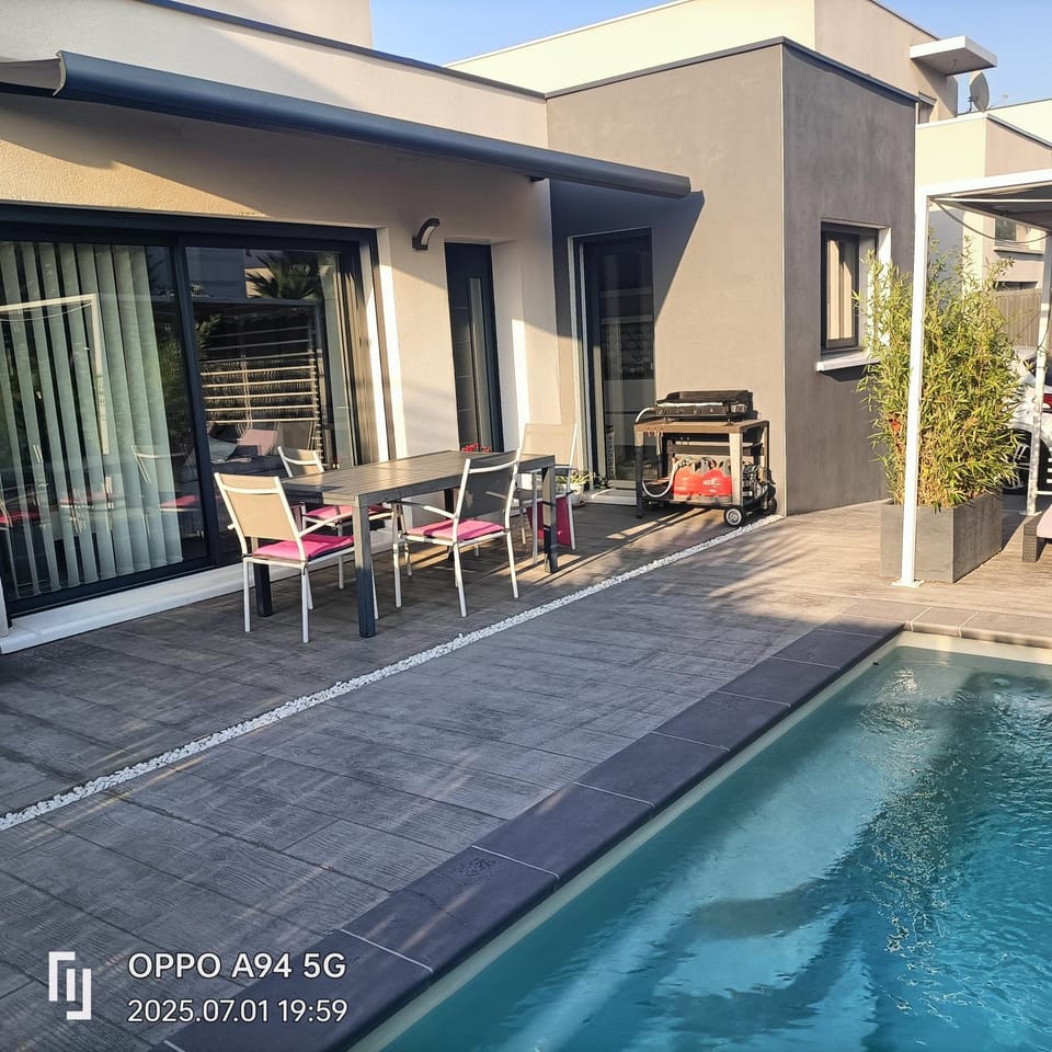 Patio, Balcony/Terrace