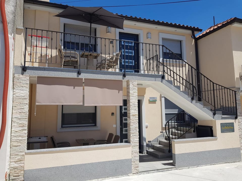 La Bella Vita Marezige Apartment in Istria County