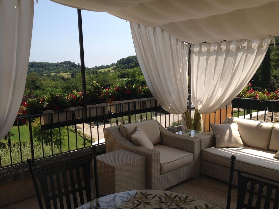 Corte degli ulivi Apartment in Lake Garda