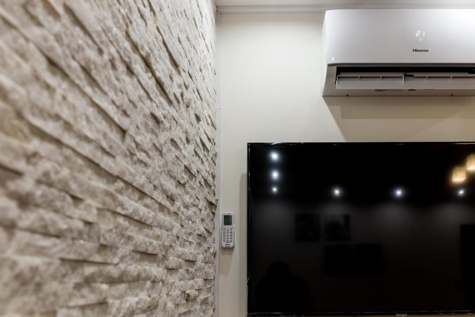 Communal lounge/ TV room, TV and multimedia