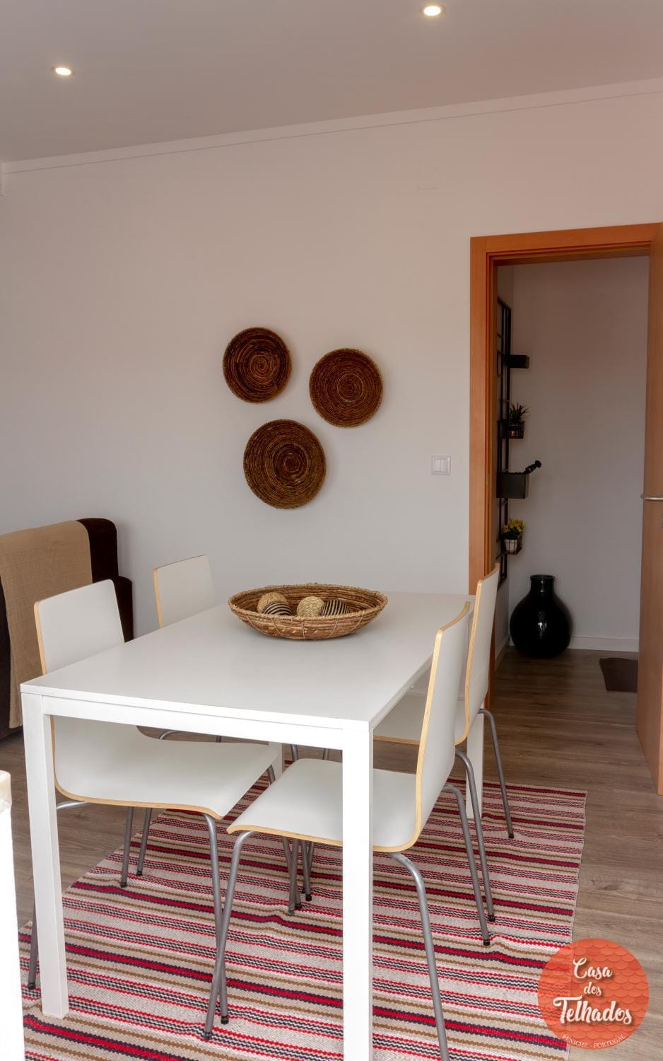 Communal lounge/ TV room, Balcony/Terrace, Living room, Seating area, Dining area
