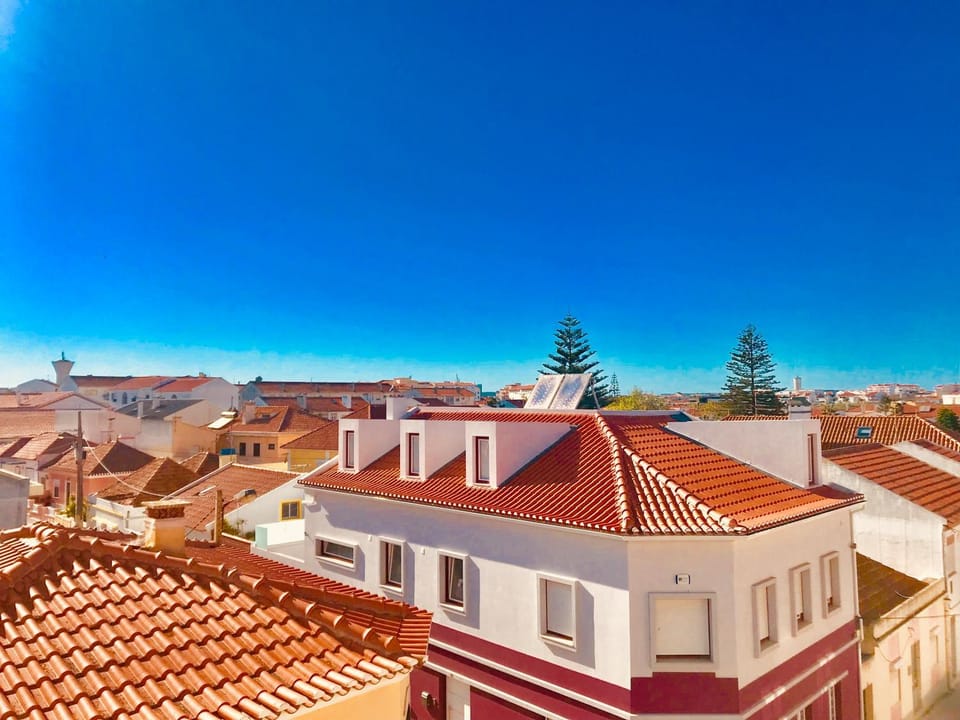 Neighbourhood, Balcony/Terrace, City view, Street view