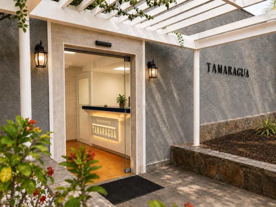 Facade/entrance, Lobby or reception