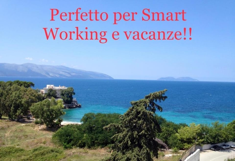 Appartamento con vista mare Apartment in Vlorë