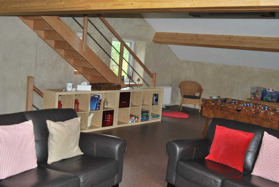 Gite MontBleu - 2 holiday houses - La Laiterie & La Grange House in Belgium