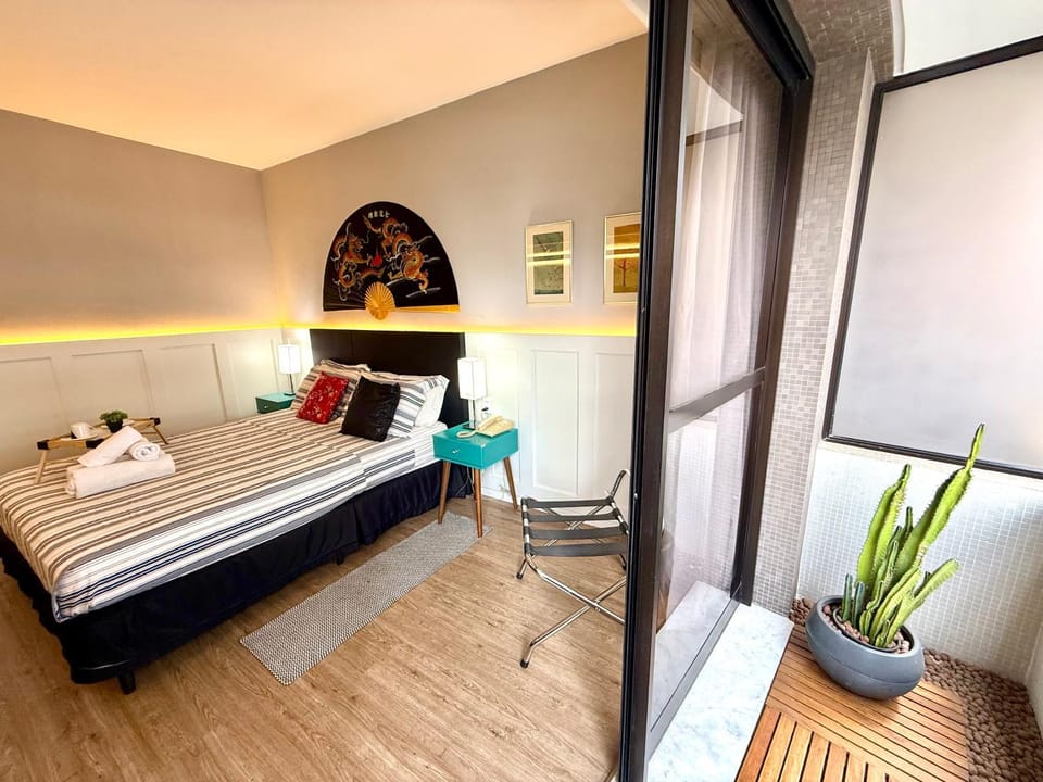 Lindo Studio com Jacuzzi e sacada a 50m Av Paulista Apartment in Sao Paulo City