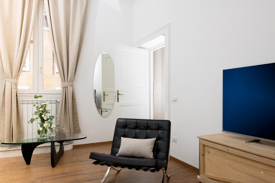 New! Spanish Step Design Apartment Apartment in Rome
