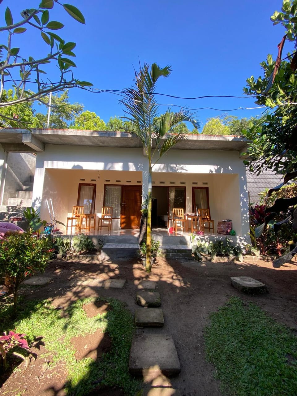 Property building, Day, Garden, Garden view
