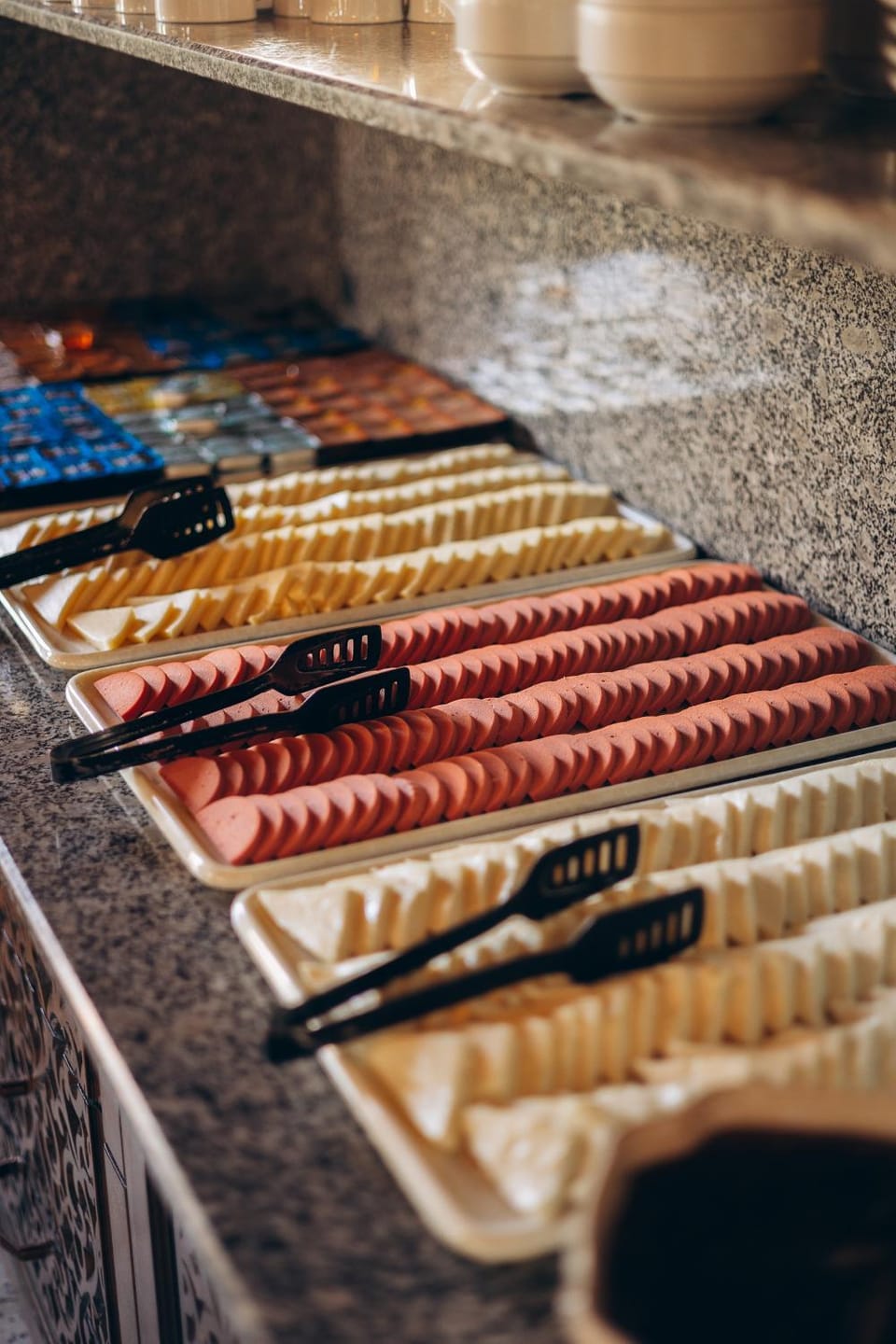 Dining area, Continental breakfast, Buffet breakfast