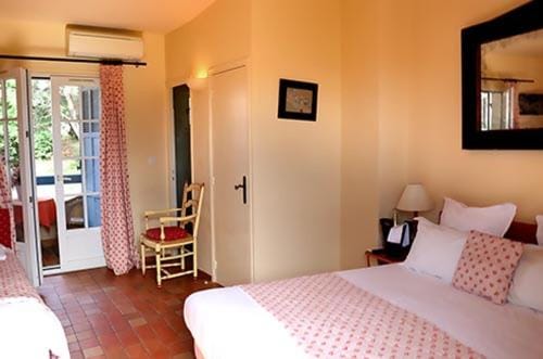 Auberge des Glycines Hotel in Hyères