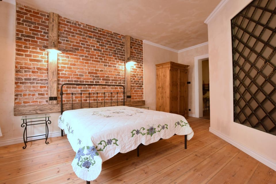 Apartament Rustical Vacation rental in Wroclaw