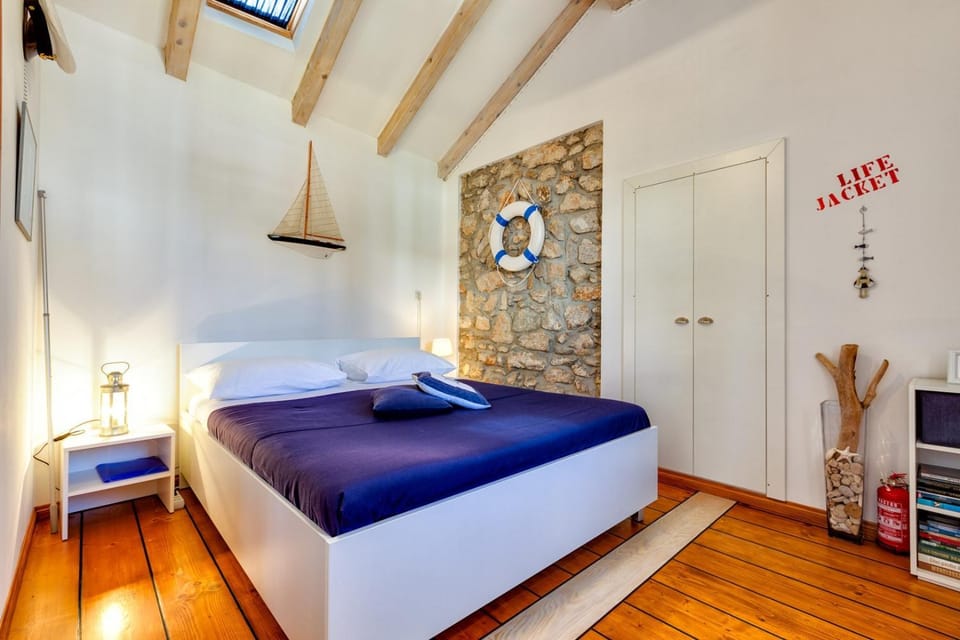 Apartments Nautica, Mali Lošinj Bed and Breakfast in Mali Losinj