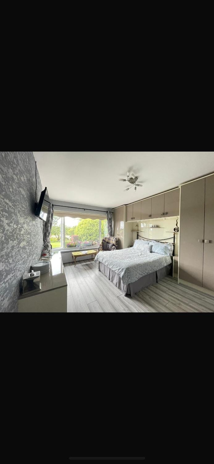 June’s b&b Bed and Breakfast in County Mayo