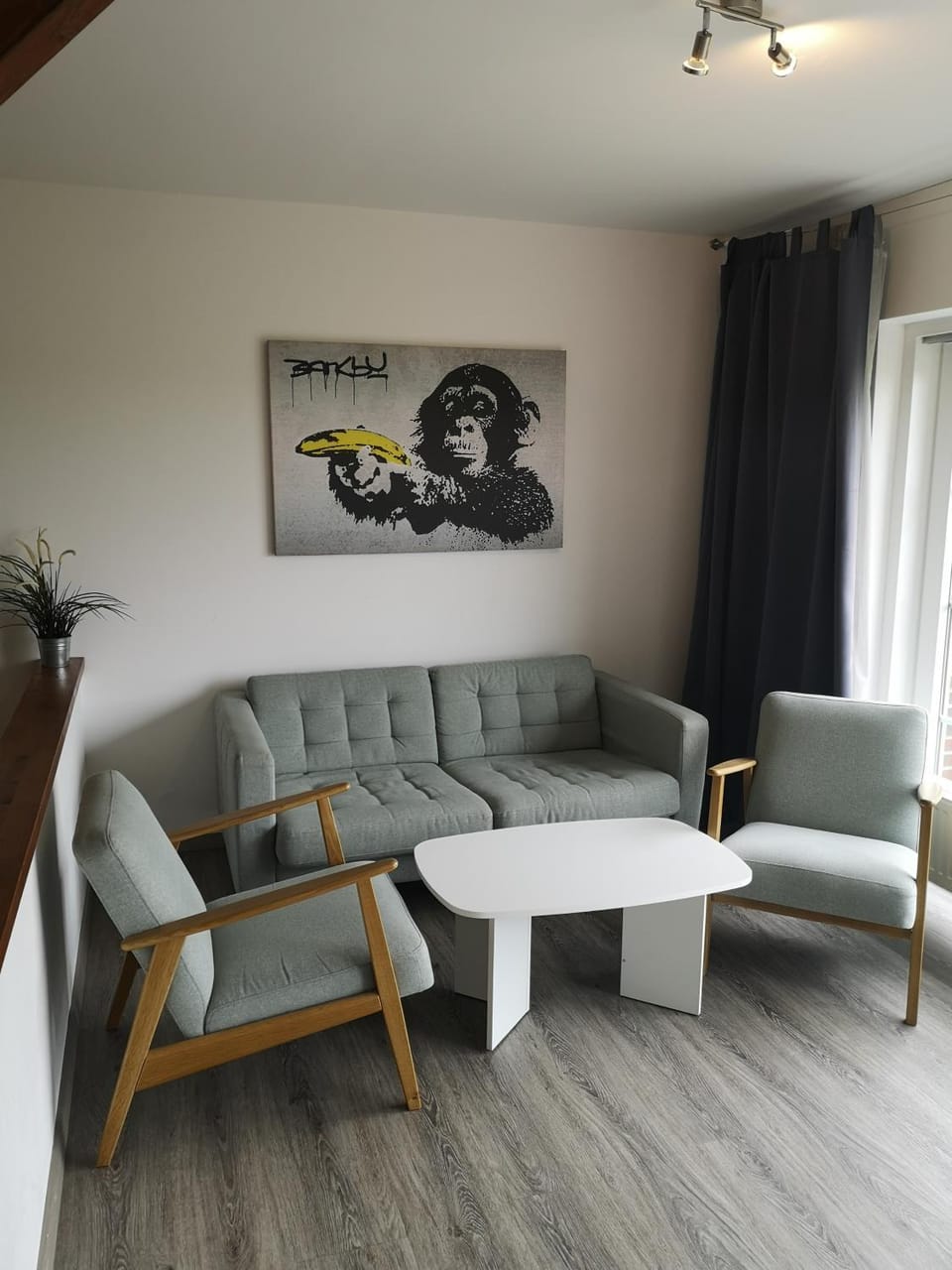 Living room, Seating area