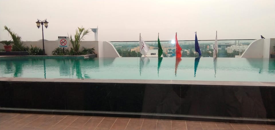 Pool view, Swimming pool