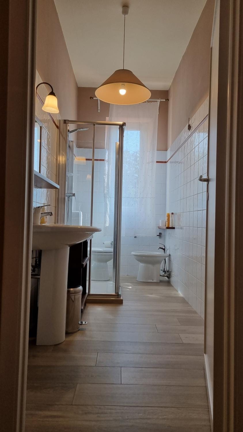 Shower, Toilet, Bathroom