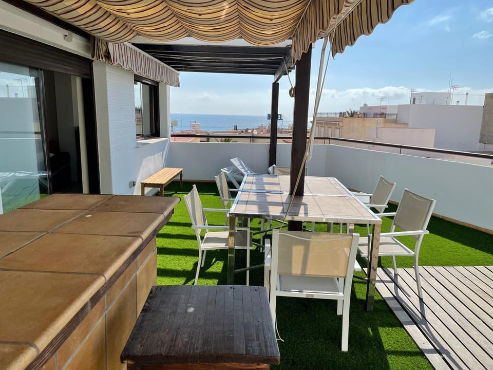 Ático Cabo de Gata con Terraza y vistas al mar, jacuzzi de exterior en temporada Apartment in Andalusia