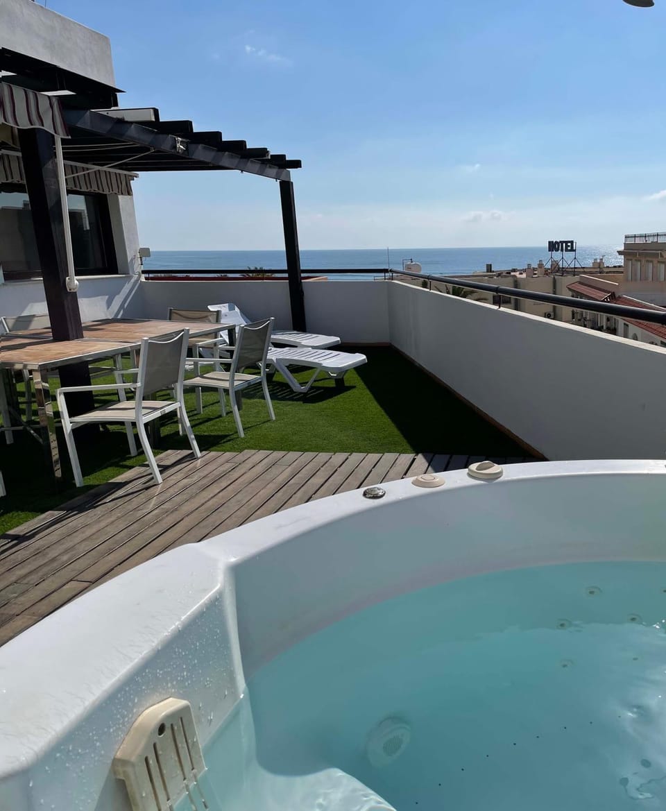 Ático Cabo de Gata con Terraza y vistas al mar, jacuzzi de exterior en temporada Apartment in Andalusia