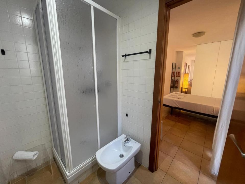 VLC HOST - Doctor Lluch Apartment in Valencia