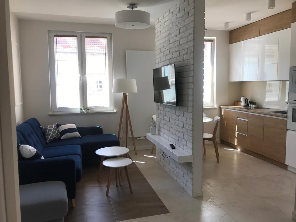 Kitchen or kitchenette, Living room, Seating area
