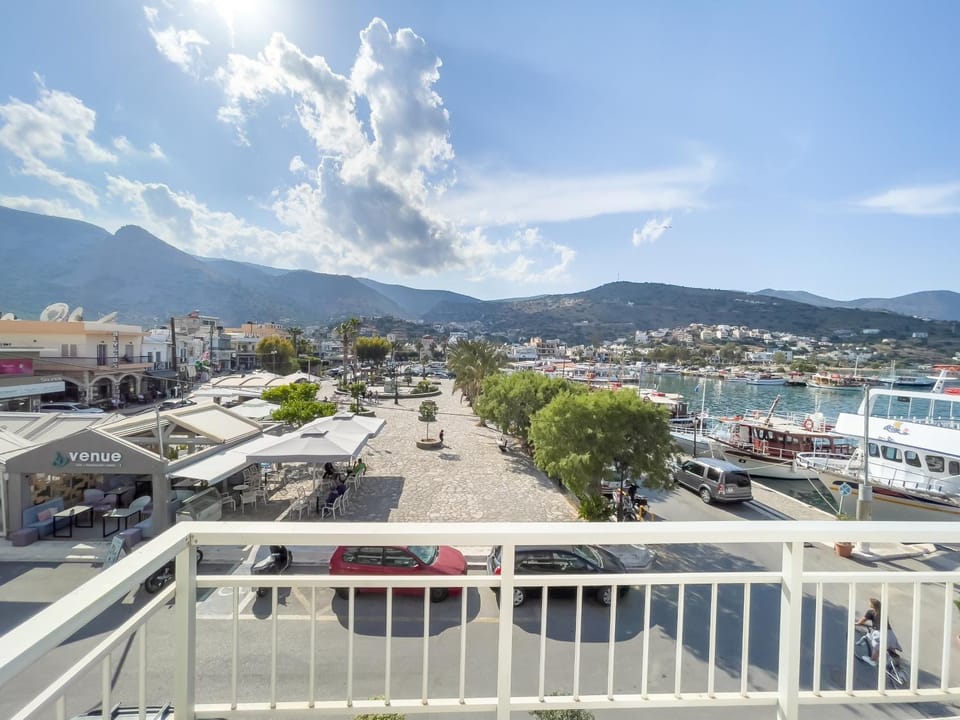 Sea view, Street view, Parking